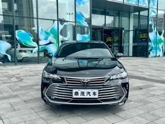 2019 Toyota Avalon 2.0L XLE Premium, чёрный — фото 2