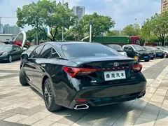 2019 Toyota Avalon 2.0L XLE Premium, чёрный — фото 6