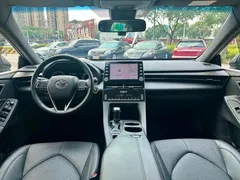 2019 Toyota Avalon 2.0L XLE Premium, чёрный — фото 17