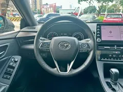 2019 Toyota Avalon 2.0L XLE Premium, чёрный — фото 20