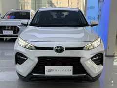 2022 Toyota Wildlander 2.0L CVT 2WD Luxury Plus, белый — фото 2