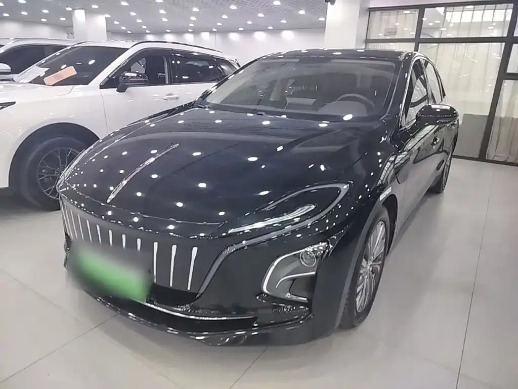 2024 Hongqi E-QM5 EV 610km Plus
