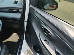 2022 Toyota Yaris L Zhixuan 1.5L CVT Leading Plus, белый — фото 19