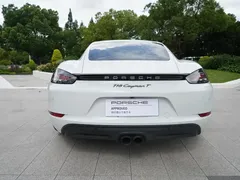 2022 Porsche 718 Cayman T 2.0T, белый — фото 16