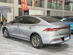 2024 BYD Qin PLUS Honor DM-i PHEV 55km Leading — фото 29