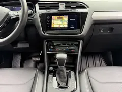 2021 Volkswagen Tiguan L 430PHEV Flagship, белый — фото 12