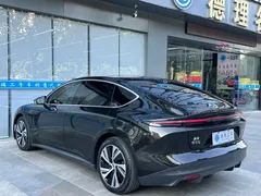 2022 Nio ET5 75kWh, чёрный — фото 15