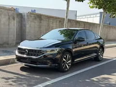 2022 Volkswagen Passat 330TSI Luxury, чёрный — фото 1