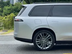 2024 Leapmotor C16 EREV 200 Premium — фото 25