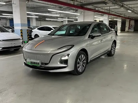 2023 Hongqi E-QM5 EV 560km PLUS