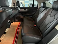 2023 Hongqi E-QM5 EV 560km PLUS — фото 13