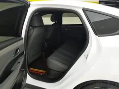 2025 BYD Qin PLUS DM-i PHEV Smart Driving 55km Leading, белый — фото 11