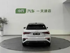 2022 Audi A3 Sportback 35 TFSI Luxury Sport, белый — фото 5