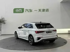 2022 Audi A3 Sportback 35 TFSI Luxury Sport, белый — фото 6