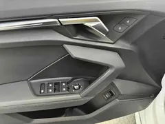 2022 Audi A3 Sportback 35 TFSI Luxury Sport, белый — фото 19