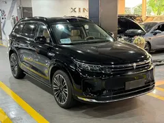 2024 Aito M7 1.5T Smart Driving 4WD Ultra 5-seat, чёрный — фото 3