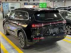 2024 Aito M7 1.5T Smart Driving 4WD Ultra 5-seat, чёрный — фото 6