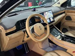 2024 Aito M7 1.5T Smart Driving 4WD Ultra 5-seat, чёрный — фото 12