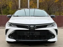 2021 Toyota Corolla TNGA 1.5L CVT GR Sport, белый — фото 2