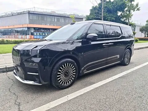 2024 Zeekr 009 6-Seat Executive 4WD 108kWh