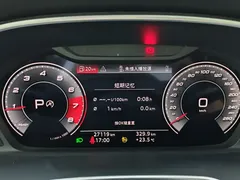 2022 Audi Q3 35 TFSI Fashion, белый — фото 13