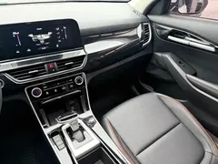 2023 Kia Seltos 1.5L CVT Luxury, белый — фото 9