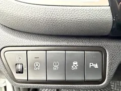 2023 Kia Seltos 1.5L CVT Luxury, белый — фото 12
