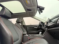2023 Kia Seltos 1.5L CVT Luxury, белый — фото 17