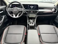 2023 Kia Seltos 1.5L CVT Luxury, белый — фото 18