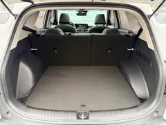 2023 Kia Seltos 1.5L CVT Luxury, белый — фото 22