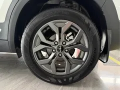 2023 Kia Seltos 1.5L CVT Luxury, белый — фото 26