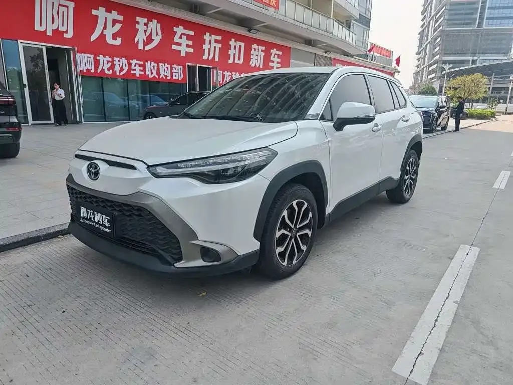 2022 Toyota Frontlander 2.0L CVT Luxury