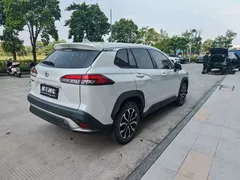 2022 Toyota Frontlander 2.0L CVT Luxury, белый — фото 8