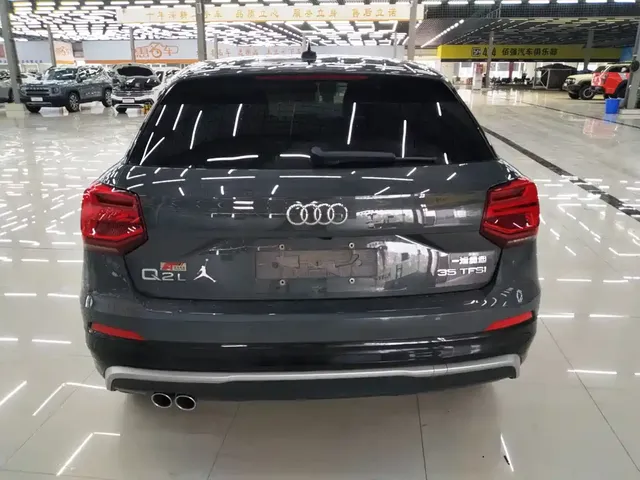 2021 Audi Q2L 35 TFSI Fashion Sport