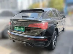 2022 Audi Q5L Sportback 40 TFSI Luxury, чёрный — фото 4