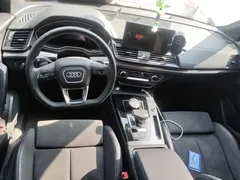2022 Audi Q5L Sportback 40 TFSI Luxury, чёрный — фото 5