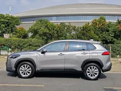 2022 Toyota Corolla Cross 2.0L Elite — фото 4