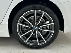 2022 BMW 3 Series 320Li M Sport Package, белый — фото 17