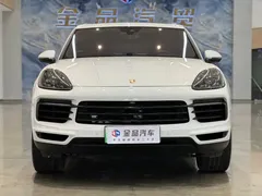 2022 Porsche Cayenne E-Hybrid 2.0T PHEV Platinum, белый — фото 2
