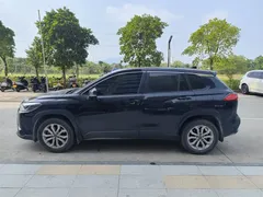 2023 Toyota Frontlander 2.0L CVT Leading, чёрный — фото 3