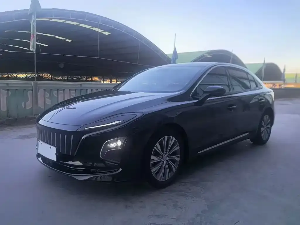 2023 Hongqi E-QM5 EV 560km PLUS