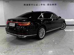 2022 Audi A8L 50 TFSI quattro Comfort Collector's Edition, чёрный — фото 4