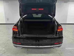 2022 Audi A8L 50 TFSI quattro Comfort Collector's Edition, чёрный — фото 6