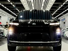 2026 Nio ES8 6-seat Executive Luxury, чёрный — фото 2