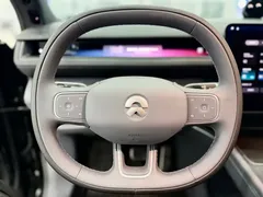 2026 Nio ES8 6-seat Executive Luxury, чёрный — фото 13