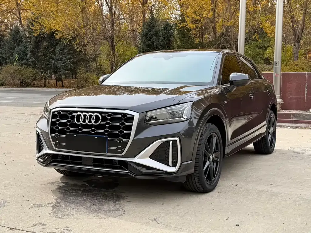2023 Audi Q2L 35 TFSI Progressive Dynamic