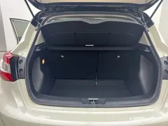 2021 Nissan Tiida 1.6L CVT, белый — фото 6