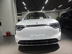 2025 Aito M8 EREV Max 37kWh 6-seat 192-line LiDAR, белый — фото 1