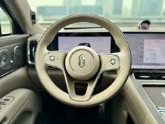 2026 Aito M9 EREV Ultra 6-seat — фото 7