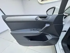 2021 Volkswagen Touran L 280TSI DSG Tuojie Edition 6-seat, белый — фото 17